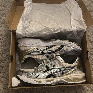 ASICS Gel-Kayano 14 in Birch and Silver
